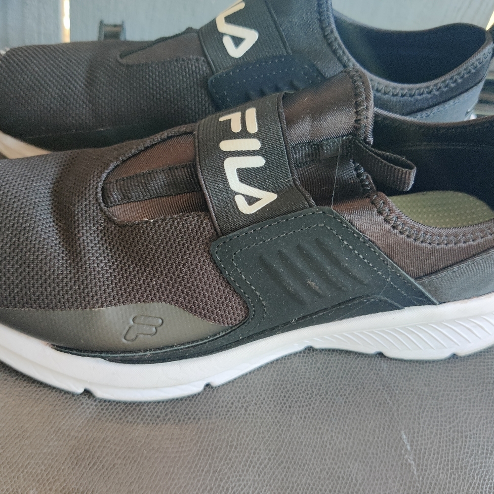 Shoes - Picture 3 of 3